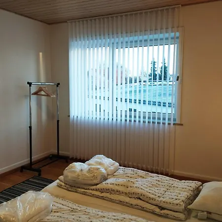 Strandby Kirkevej 270 1 Th * Esbjerg